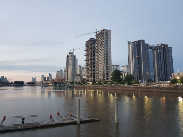 DEPARTAMENTO EN PTO MADERO 3 AMB 