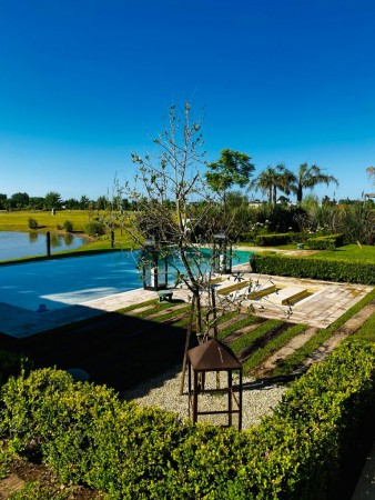 CASA EN TERRAVISTA FONDO AL LAGO