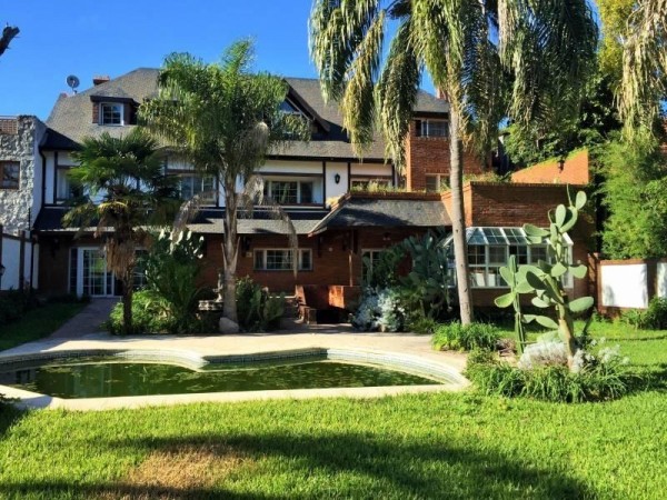CASA EN MARTINEZ 