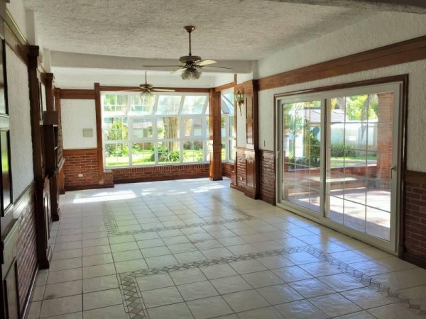 CASA EN MARTINEZ 