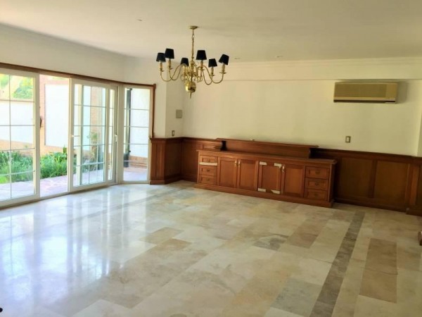 CASA EN MARTINEZ 