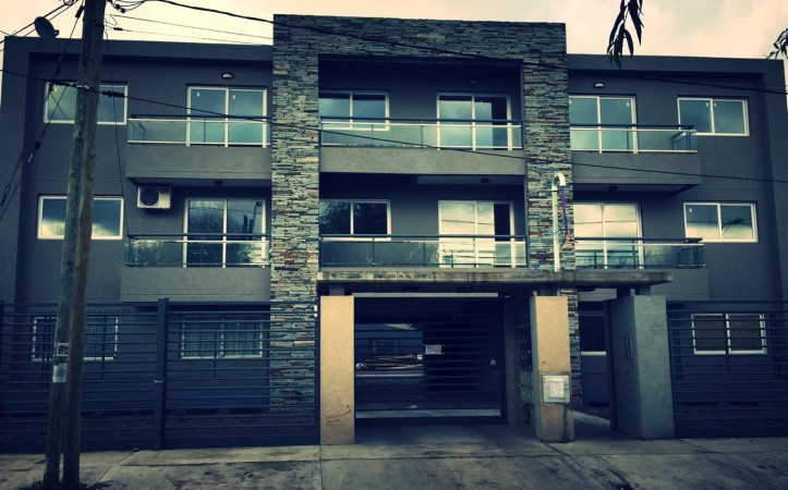 DEPARTAMENTO A ESTRENAR EN CASTELAR NORTE 60 MTS2 