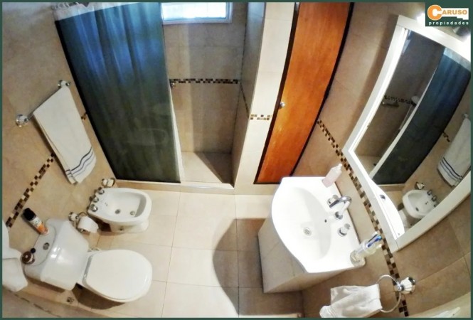 Casa con 3 dormitorios en Paso del Rey sur.
