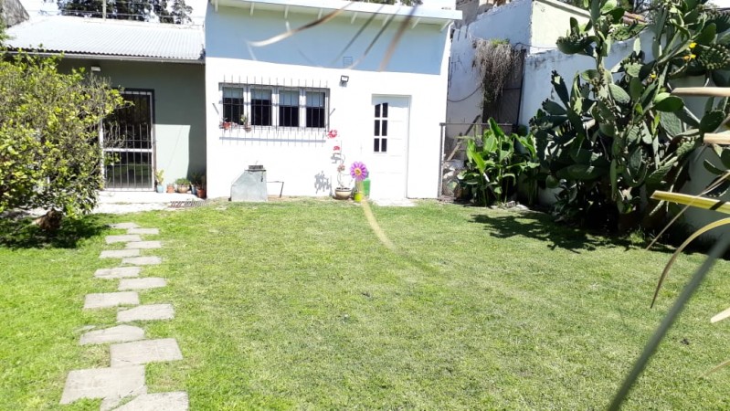 CASA EN MORENO SUR 