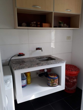 CASA EN MORENO SUR 