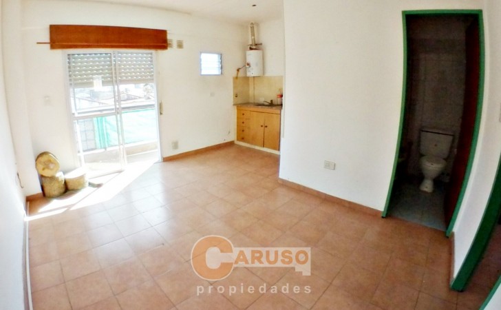 Departamento con un dormitorio a metros de autopista Acceso Oeste