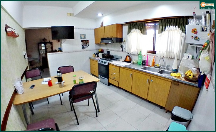 Chalet con 4 dormitorios en Paso del Rey sur