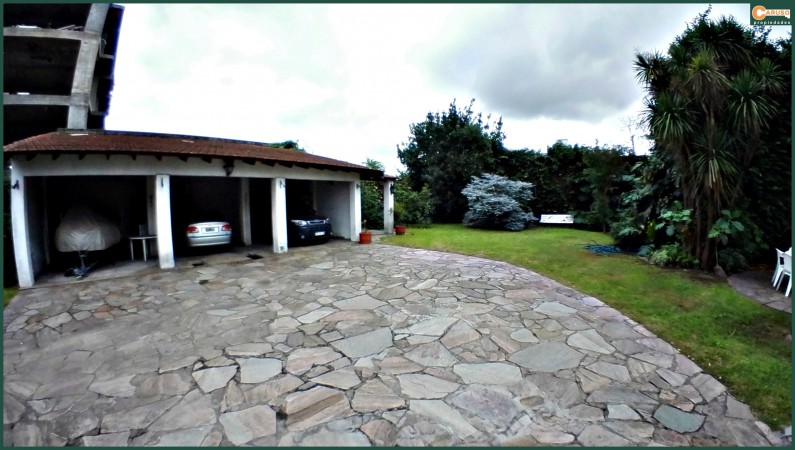 Terreno de 750 m2 en Paso del Rey centro.