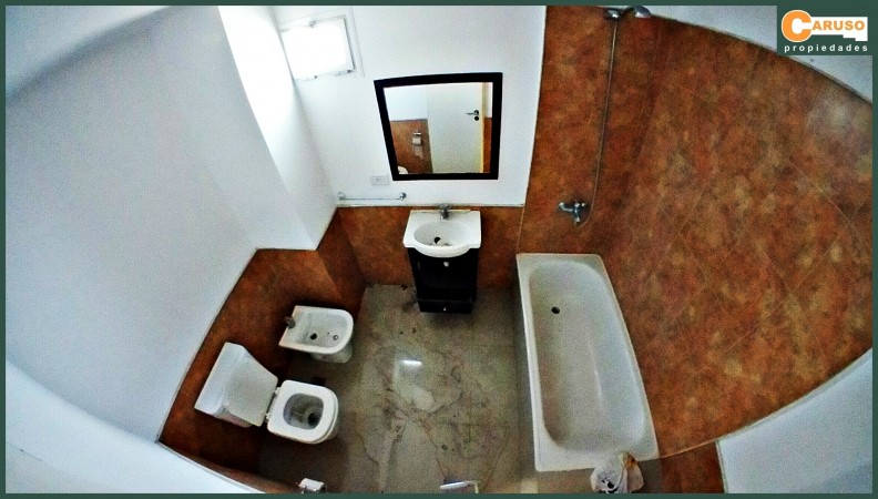 Departamento con 1 dormitorio en Moreno Centro