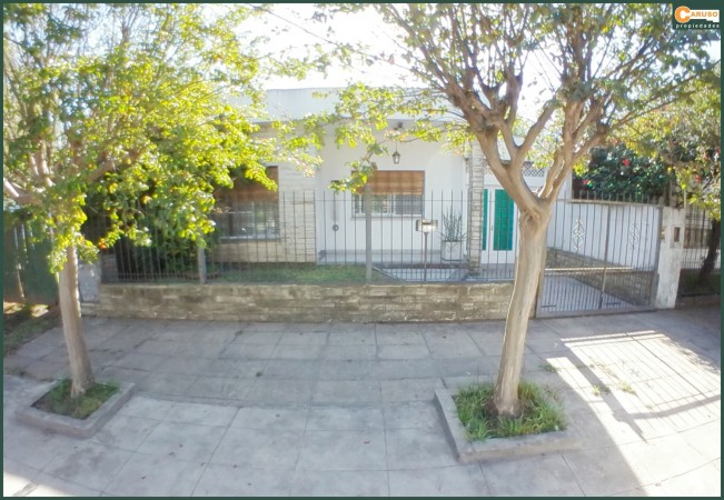 Casa en excelentes condiciones con un dormitorio en Barrio Pompeya, Merlo.