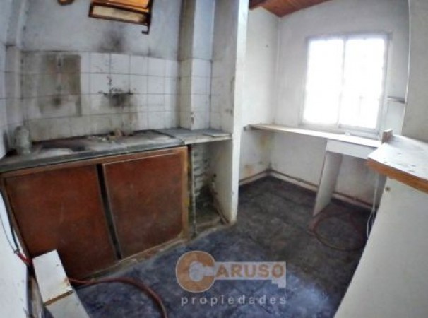 Casa con 3 dormitorios en Paso del Rey, lado norte, a 400 metros de Graham Bell