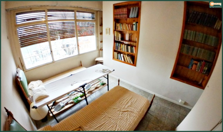 Casa con 4 dormitorios en Paso del Rey centro