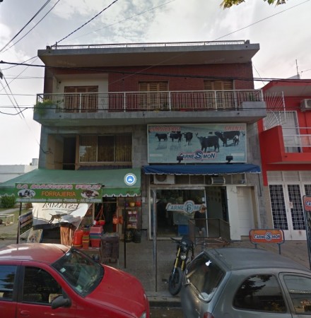 Departamento con 3 dormitorios en Pompeya, sobre Filiberto
