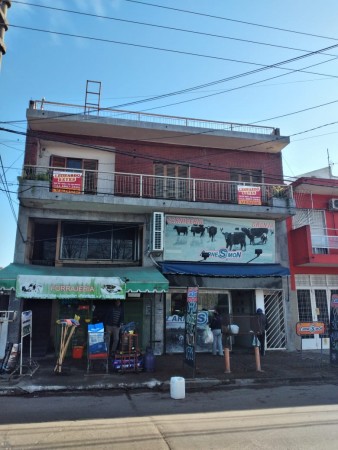 Departamento con 3 dormitorios en Pompeya, sobre Filiberto