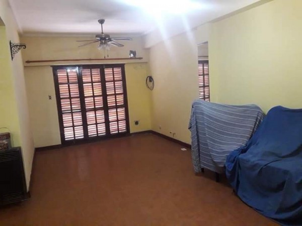 Departamento con 3 dormitorios en Pompeya, sobre Filiberto