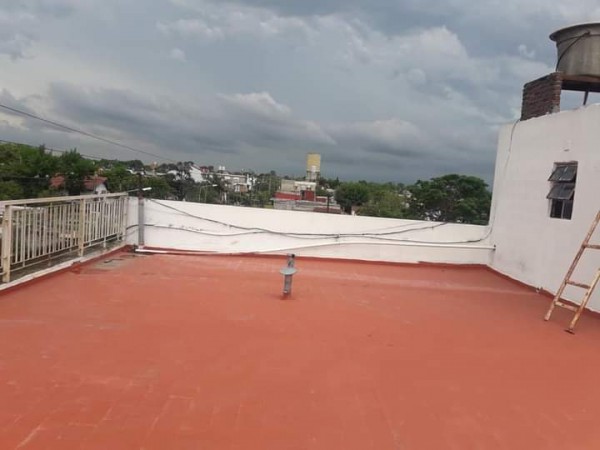 Departamento con 3 dormitorios en Pompeya, sobre Filiberto