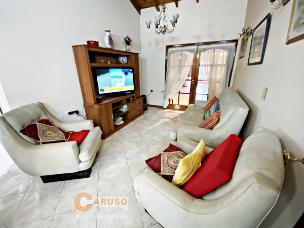 Casa con 2 dormitorios en Moreno centro, ubicación ideal