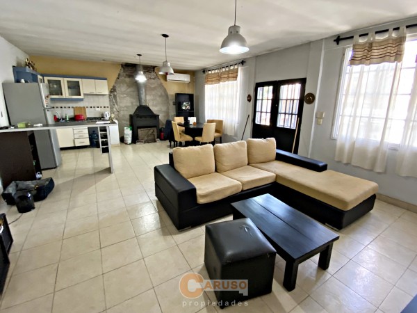 Casa con 2 dormitorios en terreno de 1500 m2, PDR centro
