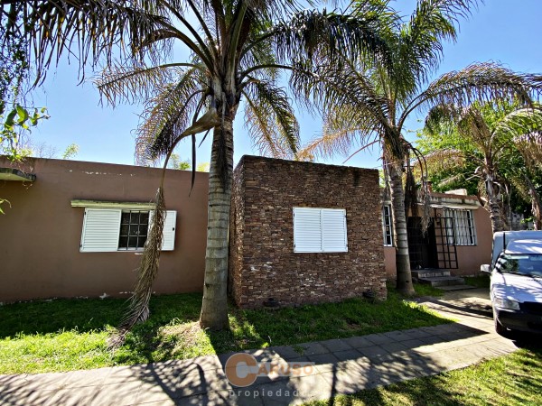 Casa con 2 dormitorios en terreno de 1500 m2, PDR centro