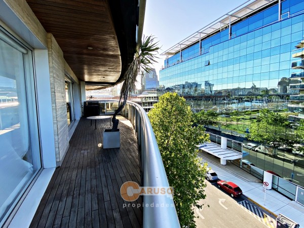 Terrazas del Yacht - Departamento de 271 m2 cubiertos - 331 m2 totales.