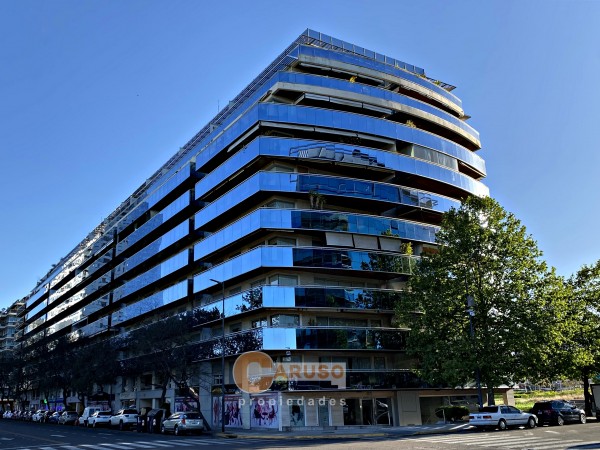 Terrazas del Yacht - Departamento de 271 m2 cubiertos - 331 m2 totales.