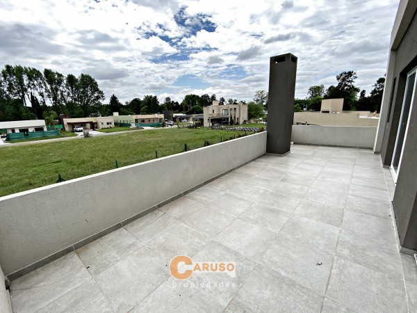Casa con 4 dormitorios en Fincas de Alvarez