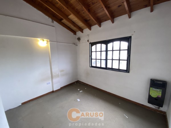 Duplex de 2 dormitorios a 200 mts de Puente Gnecco