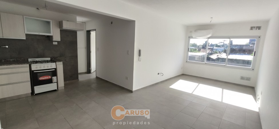 Departamento con 1 dormitorio en Paso del Rey Centro
