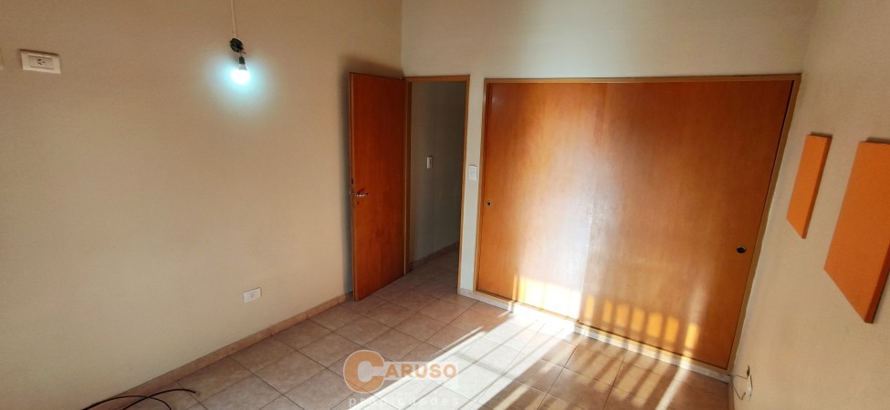 Duplex con 2 dormitorios en Barrio Arca