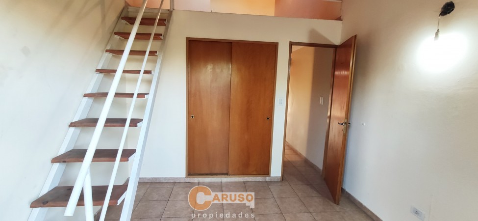 Duplex con 2 dormitorios en Barrio Arca