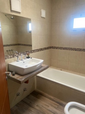 Casa con 2 dormitorios en PDR centro