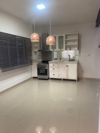 Casa con 2 dormitorios en PDR centro