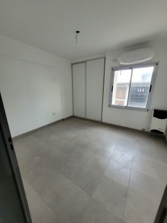 Dpto con una habitacion en Paso del Rey Centro