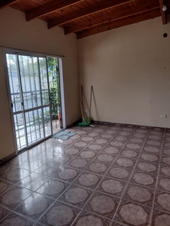Departamento con 1 dormitorio en planta alta PDR