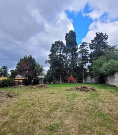 Lote de 1200 m2 en venta, La Reja centro