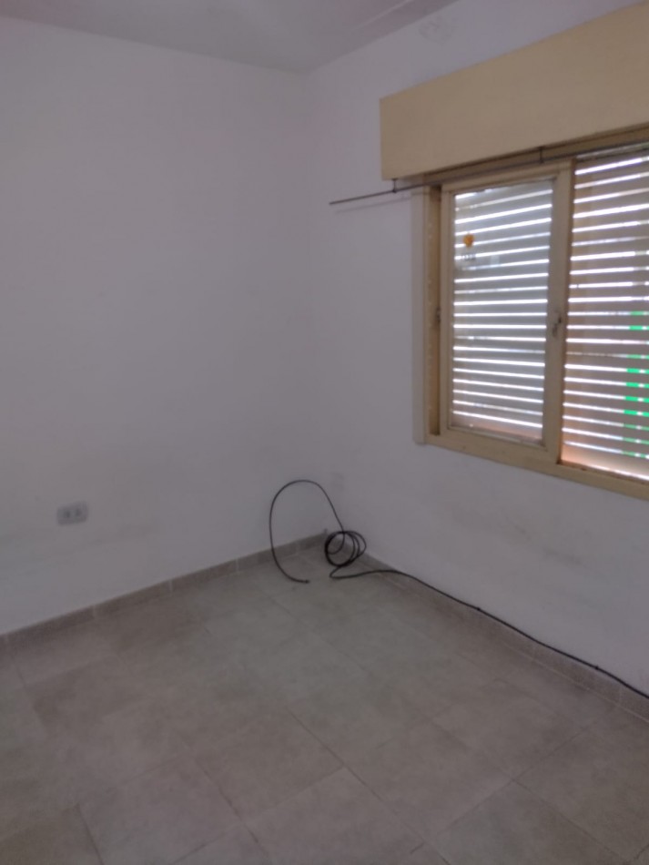 Departamento tres ambientes en Moreno