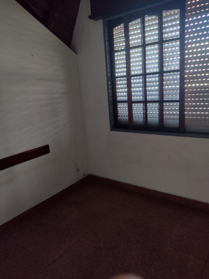 Departamento en primer piso en Paso del Rey