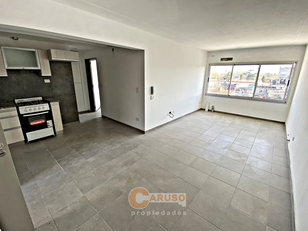 Departamento 2 ambientes en Paso del Rey