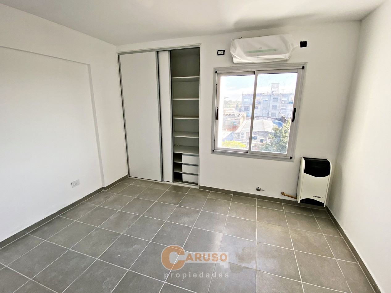 Departamento de 2 ambientes en Paso del Rey