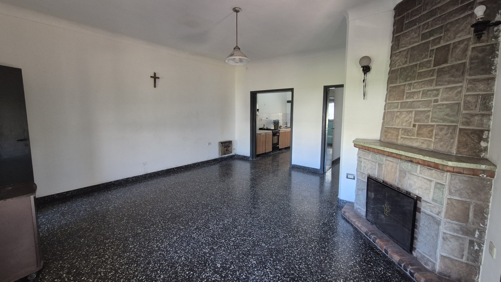 IMPERDIBLE OPORTUNIDAD  EN EL CENTRO DE PASO DEL REY