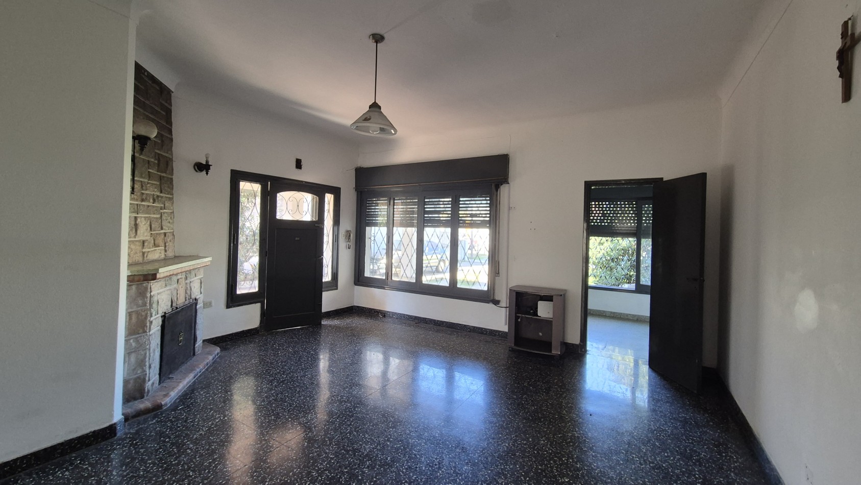 IMPERDIBLE OPORTUNIDAD  EN EL CENTRO DE PASO DEL REY