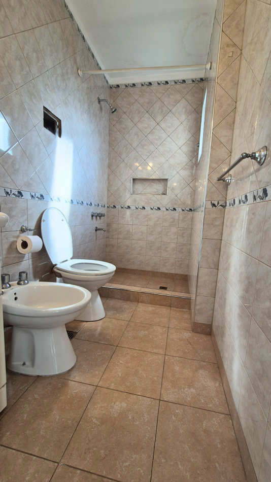 Oportunidad en Edificio Eneas | 2 Ambientes Impecable | Pleno Centro