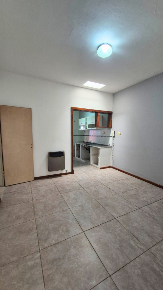 Espacio de sobra: Casa con 3 dormitorios, quincho gigante y zona de guardado en Boluevard Peron