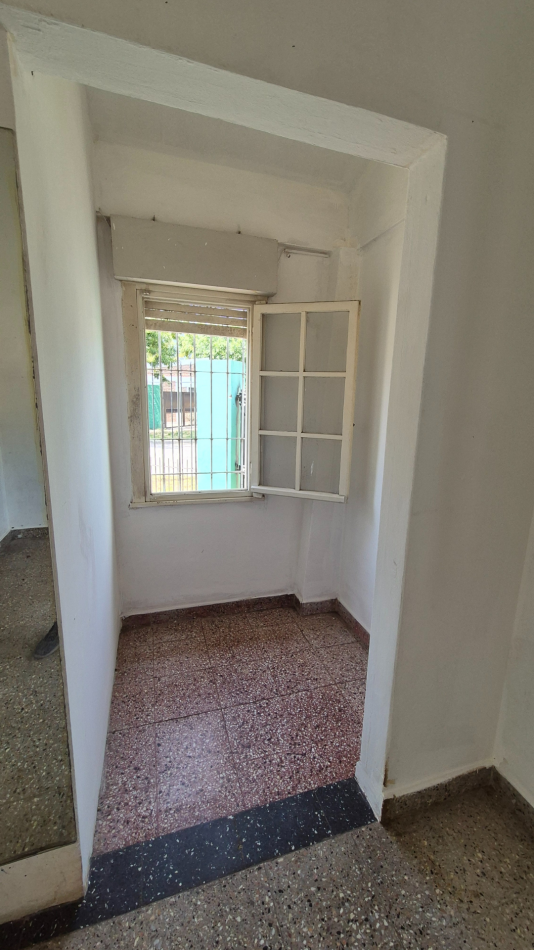 Alquiler Moreno | Casa 3 Ambientes | Patio, Parrilla y Garage | Excelente Ubicacion