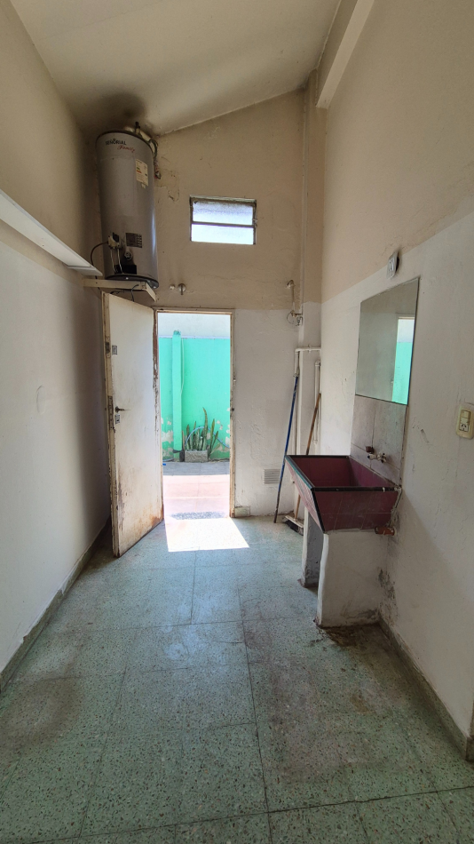 Alquiler Moreno | Casa 3 Ambientes | Patio, Parrilla y Garage | Excelente Ubicacion