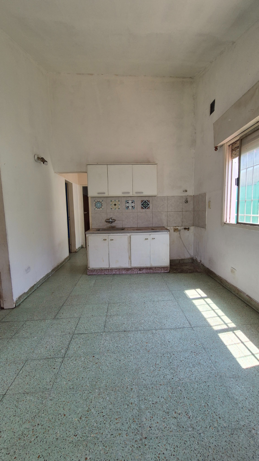 Alquiler Moreno | Casa 3 Ambientes | Patio, Parrilla y Garage | Excelente Ubicacion