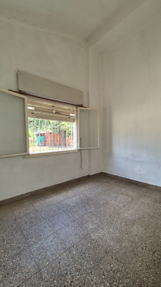 Alquiler Moreno | Casa 3 Ambientes | Patio, Parrilla y Garage | Excelente Ubicacion