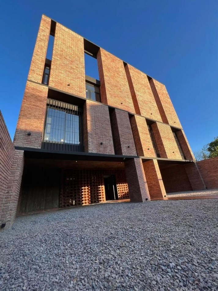 Venta Monoambiente con Patio en Moreno cerca de Acceso Oeste