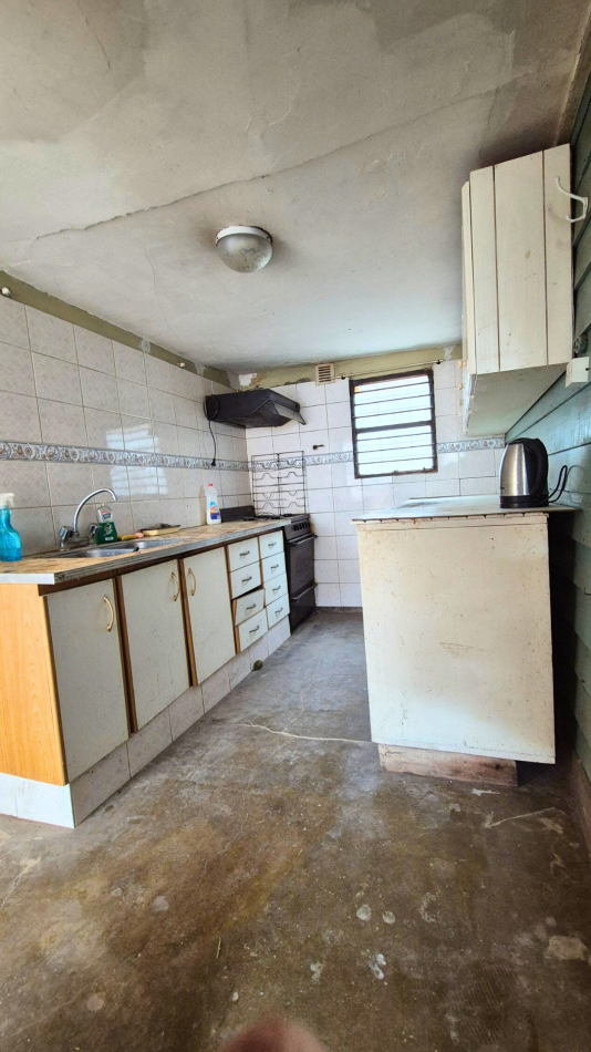 Oportunidad Inversores: Casa a Refaccionar sobre Lote de 10x30 | Barrio La Quebrada