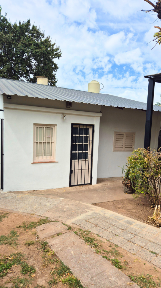 Oportunidad Inversores: Casa a Refaccionar sobre Lote de 10x30 | Barrio La Quebrada